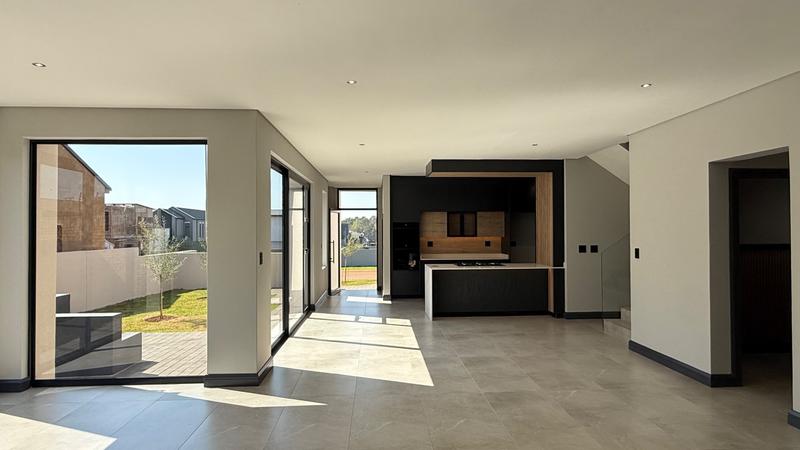 4 Bedroom Property for Sale in Fountainbrook Estate Gauteng