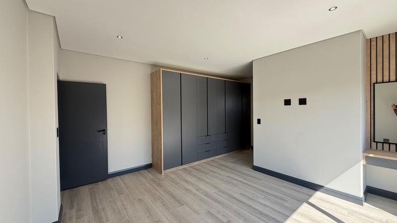 4 Bedroom Property for Sale in Fountainbrook Estate Gauteng
