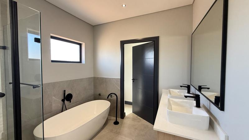 4 Bedroom Property for Sale in Fountainbrook Estate Gauteng