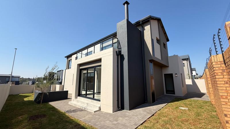 4 Bedroom Property for Sale in Fountainbrook Estate Gauteng