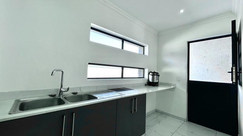 5 Bedroom Property for Sale in Savannah Country Estate Gauteng