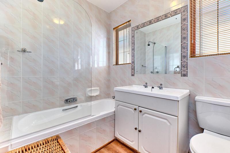 3 Bedroom Property for Sale in Bryanston Gauteng