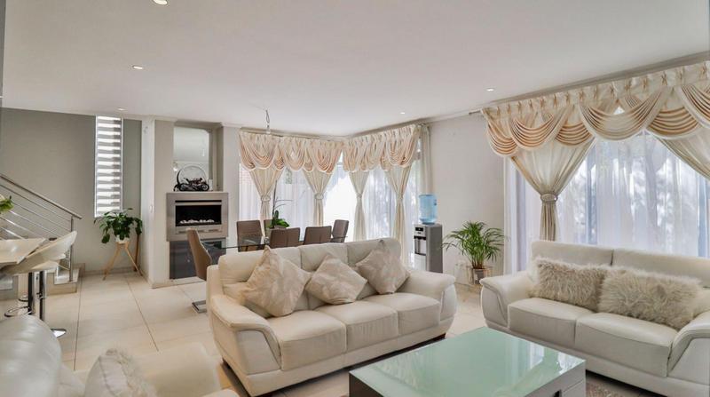 4 Bedroom Property for Sale in Bryanston Gauteng