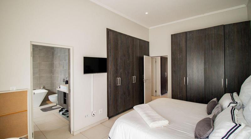 4 Bedroom Property for Sale in Bryanston Gauteng