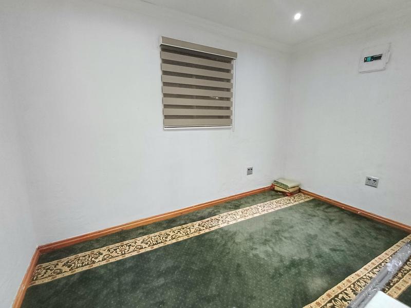 6 Bedroom Property for Sale in Erasmia Gauteng