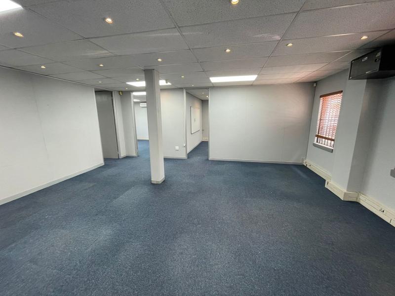 To Let Commercial Property for Rent in Die Hoewes Gauteng
