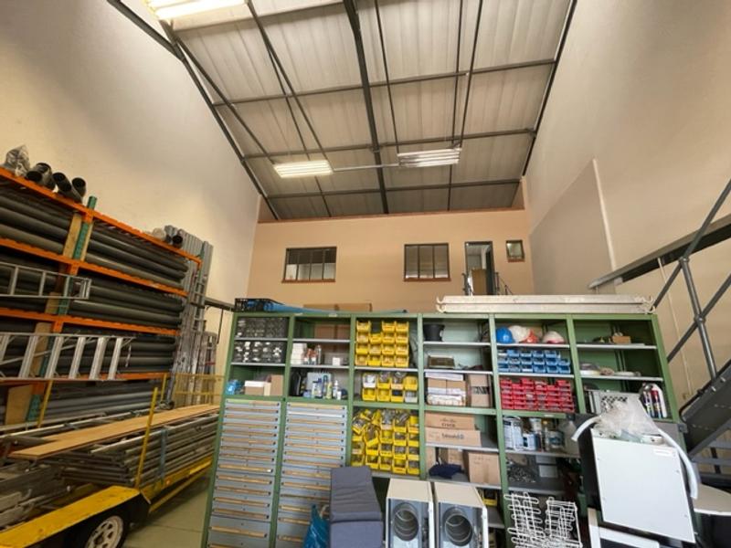 To Let Commercial Property for Rent in Hennopspark Gauteng