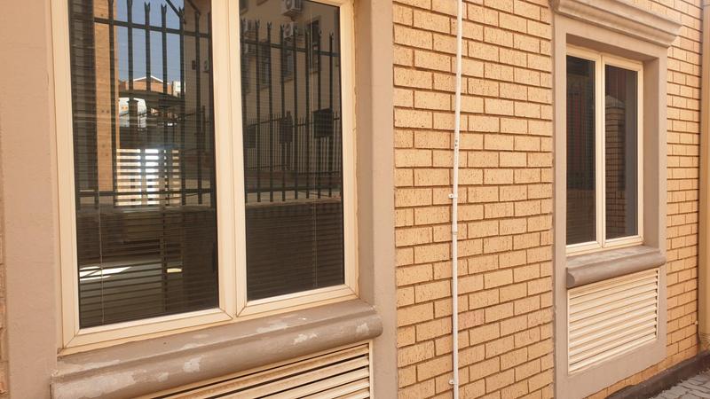 Commercial Property for Sale in Route 21 Business Park Gauteng