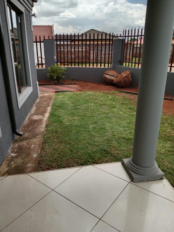 To Let 3 Bedroom Property for Rent in Dawn Park Gauteng