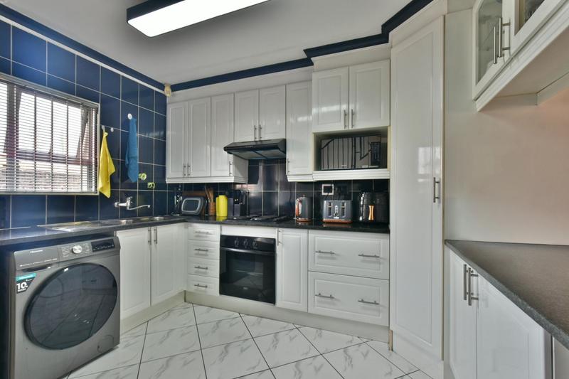 3 Bedroom Property for Sale in New Market Gauteng