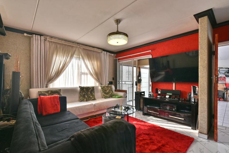 3 Bedroom Property for Sale in New Market Gauteng