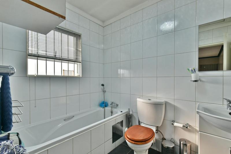 3 Bedroom Property for Sale in New Market Gauteng