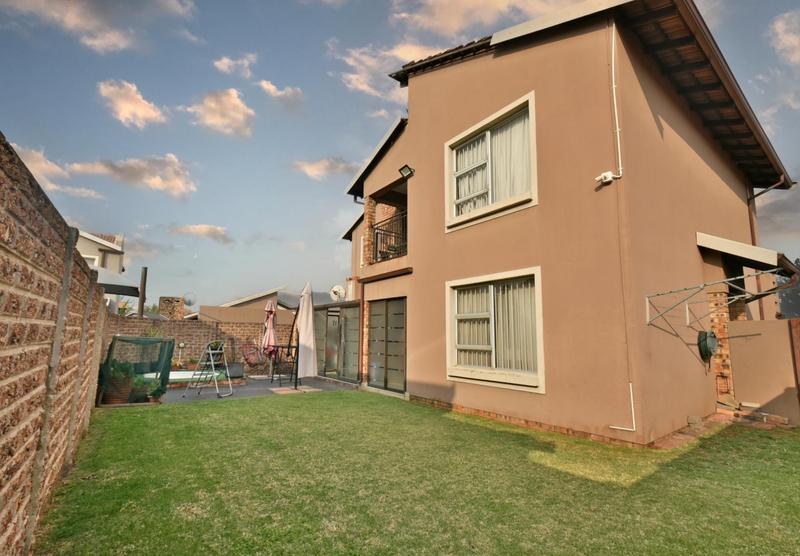 3 Bedroom Property for Sale in New Market Gauteng