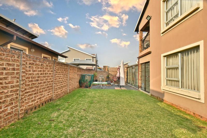 3 Bedroom Property for Sale in New Market Gauteng