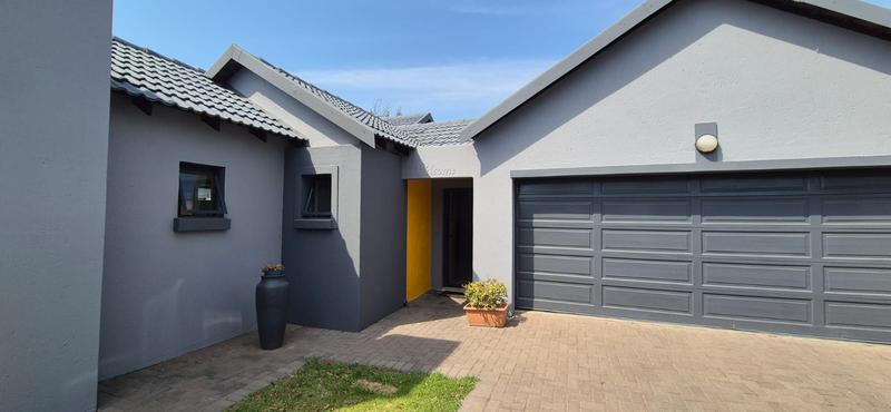 To Let 3 Bedroom Property for Rent in Midstream Estate Gauteng