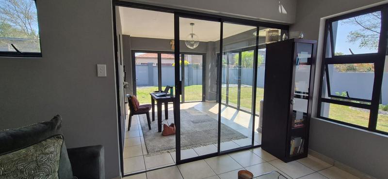 To Let 3 Bedroom Property for Rent in Midstream Estate Gauteng
