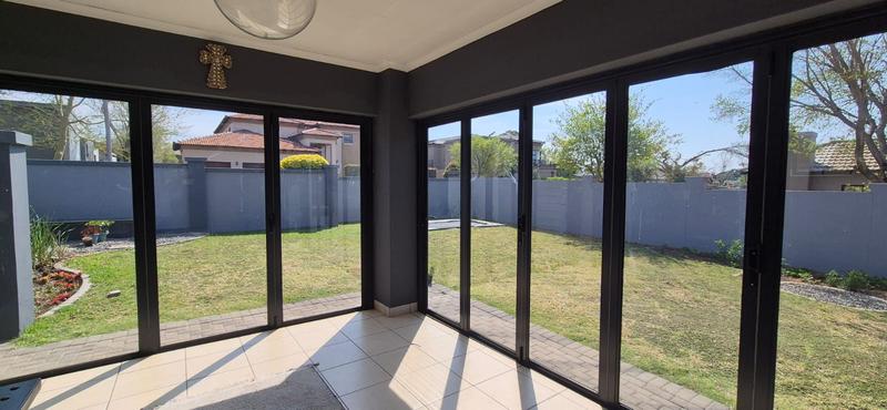 To Let 3 Bedroom Property for Rent in Midstream Estate Gauteng