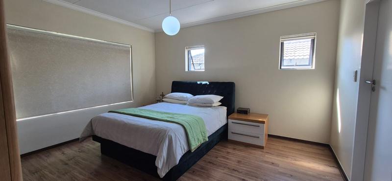To Let 3 Bedroom Property for Rent in Midstream Estate Gauteng