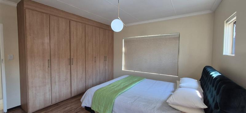 To Let 3 Bedroom Property for Rent in Midstream Estate Gauteng