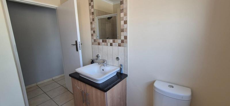 To Let 3 Bedroom Property for Rent in Midstream Estate Gauteng