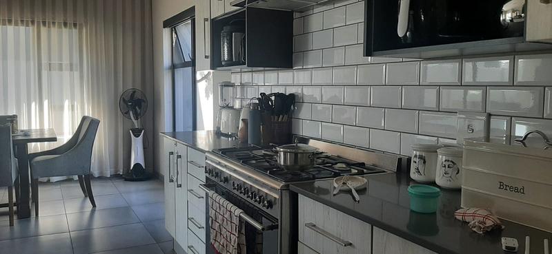 To Let 3 Bedroom Property for Rent in Midstream Meadows Gauteng