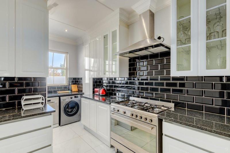 To Let 3 Bedroom Property for Rent in Bryanston Gauteng