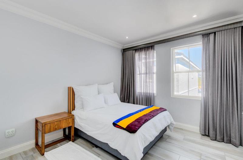 To Let 3 Bedroom Property for Rent in Bryanston Gauteng