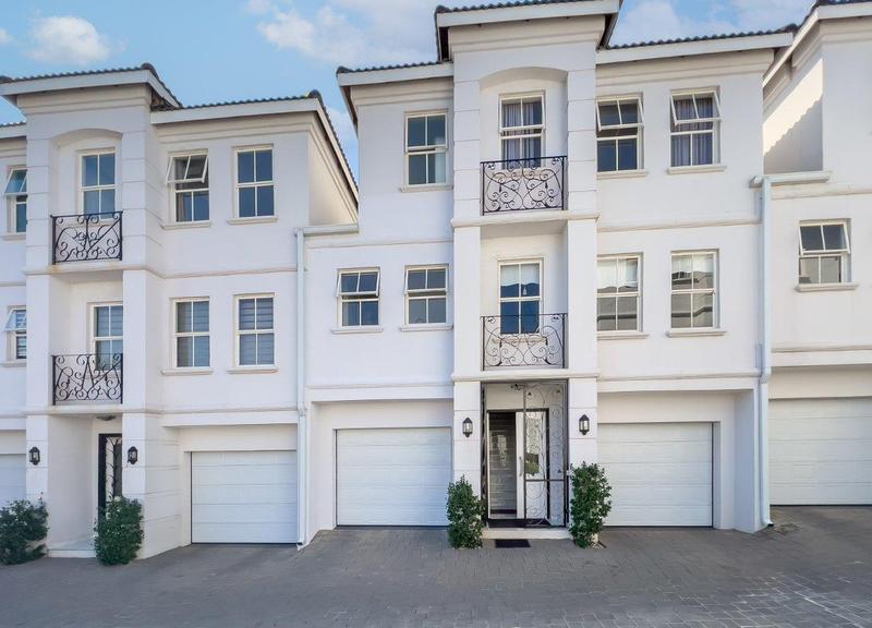 To Let 3 Bedroom Property for Rent in Bryanston Gauteng