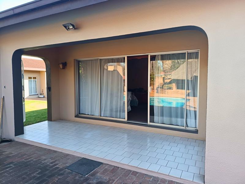4 Bedroom Property for Sale in Kempton Park Ext 4 Gauteng