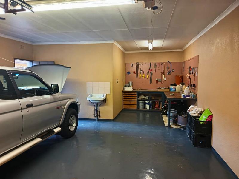 4 Bedroom Property for Sale in Kempton Park Ext 4 Gauteng