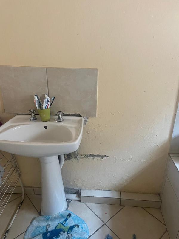 2 Bedroom Property for Sale in Goudrand Gauteng