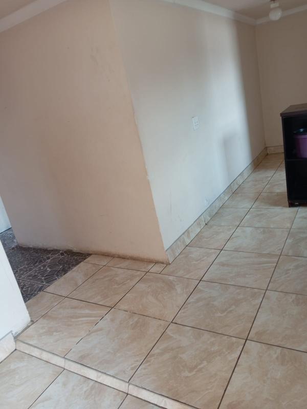 2 Bedroom Property for Sale in Goudrand Gauteng