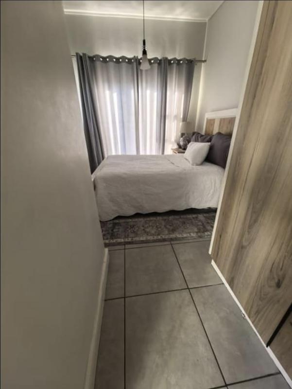 To Let 2 Bedroom Property for Rent in Waterfall Gauteng