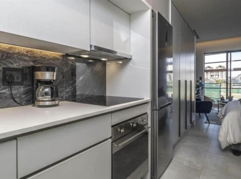 To Let 1 Bedroom Property for Rent in Waterfall Gauteng