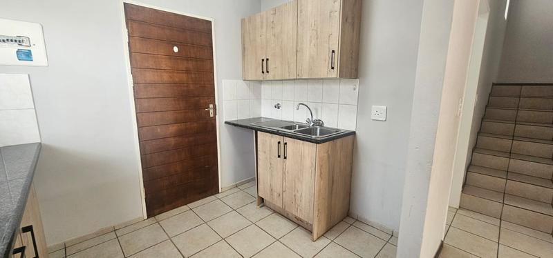 To Let 3 Bedroom Property for Rent in Benoni North Gauteng