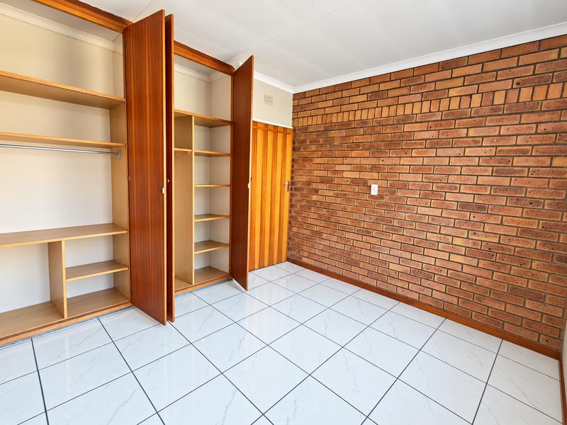 2 Bedroom Property for Sale in Strubenvale Gauteng