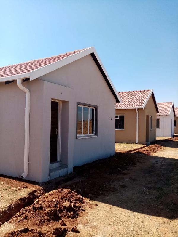 2 Bedroom Property for Sale in Lenasia South Gauteng