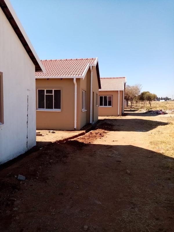 2 Bedroom Property for Sale in Lenasia South Gauteng