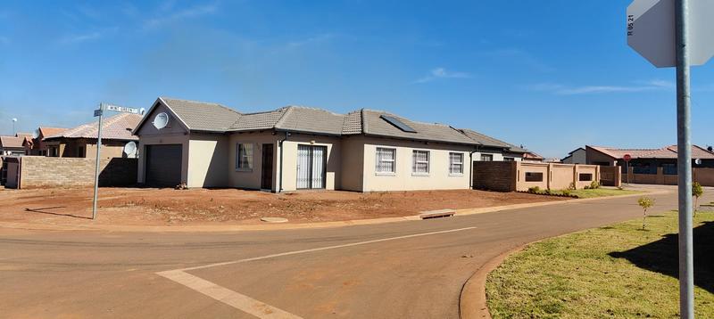 2 Bedroom Property for Sale in Vanderbijlpark CW 5 Gauteng