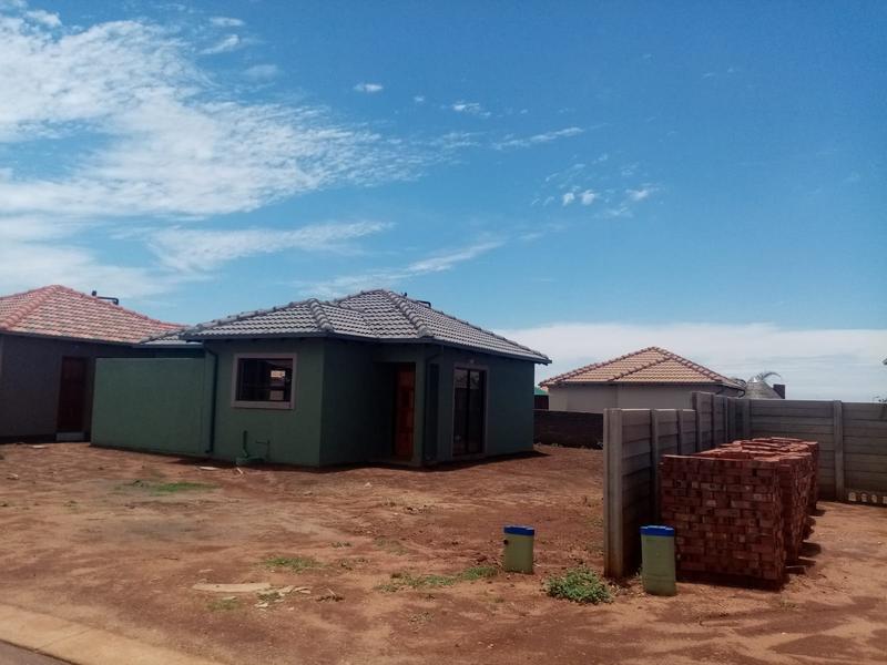 3 Bedroom Property for Sale in Westonaria Gauteng