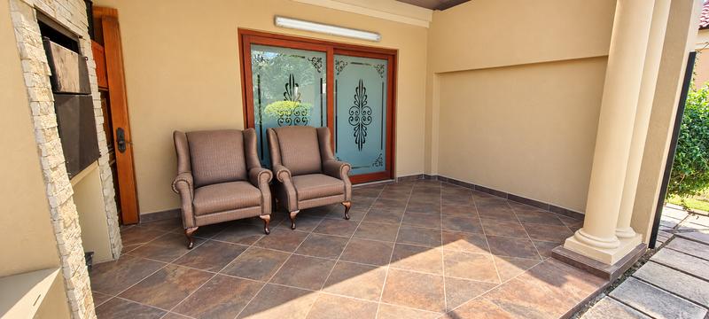 4 Bedroom Property for Sale in Heuwelsig Estate Gauteng