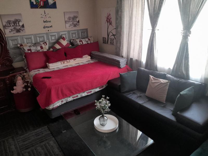 2 Bedroom Property for Sale in Yeoville Gauteng
