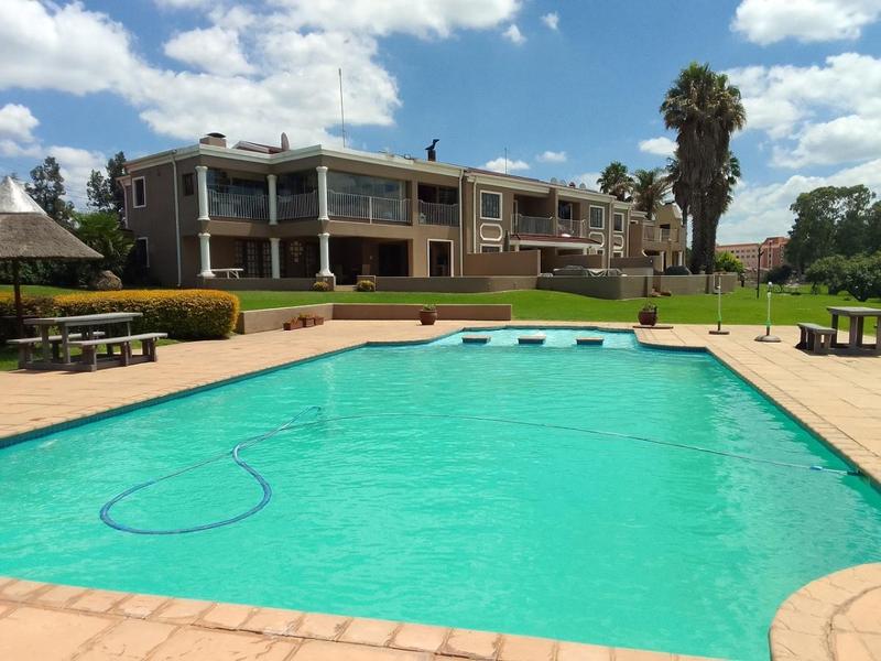 2 Bedroom Property for Sale in Peacehaven Gauteng