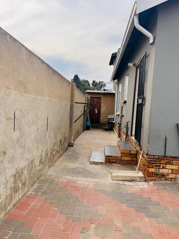 2 Bedroom Property for Sale in Naturena Gauteng