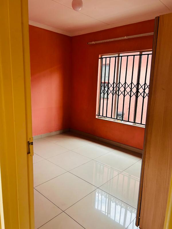 2 Bedroom Property for Sale in Naturena Gauteng
