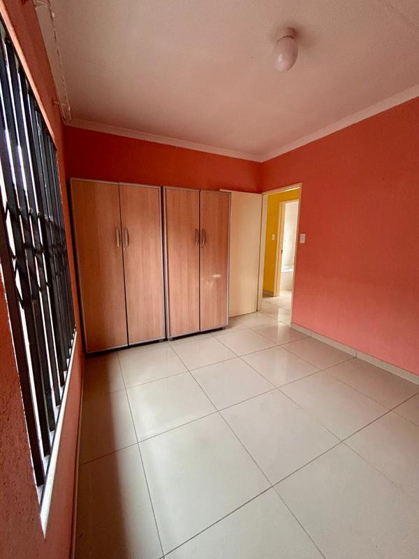 2 Bedroom Property for Sale in Naturena Gauteng