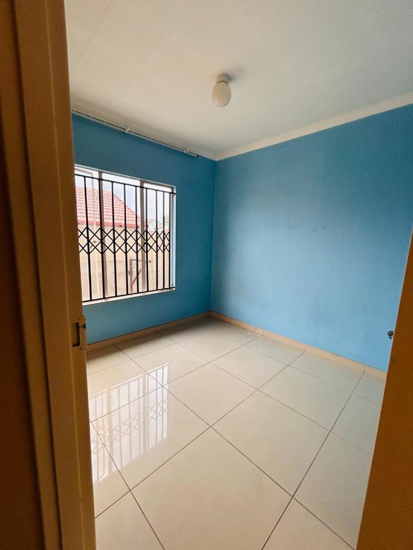 2 Bedroom Property for Sale in Naturena Gauteng