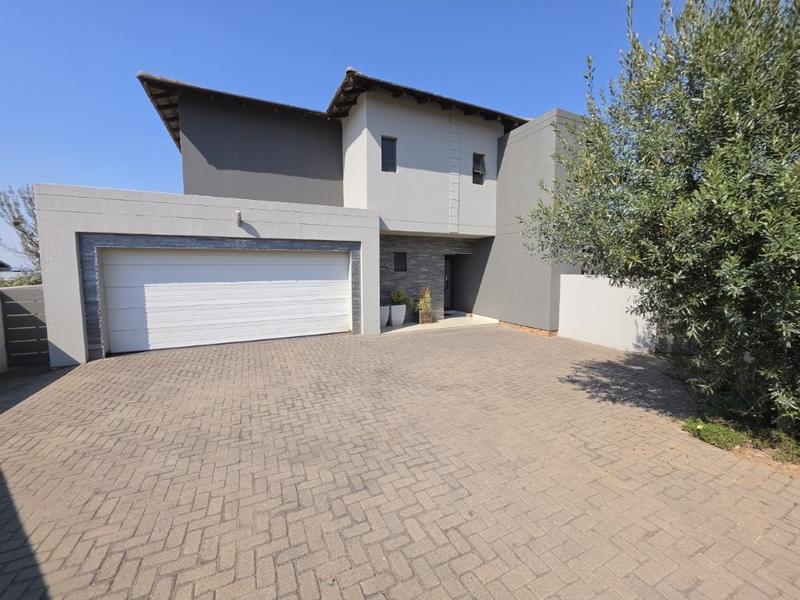 3 Bedroom Property for Sale in Eye of Africa Gauteng