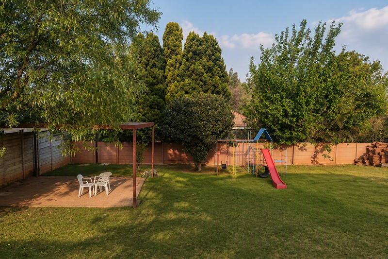 3 Bedroom Property for Sale in Discovery Gauteng