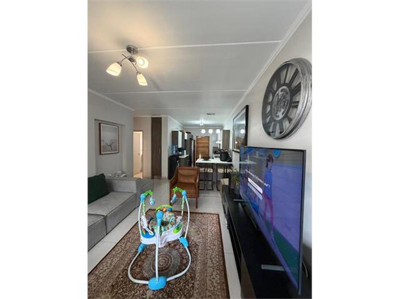 To Let 3 Bedroom Property for Rent in Glen Marais Gauteng